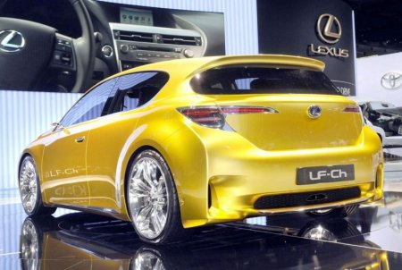 Lexus LF-Ch – золотой самородок