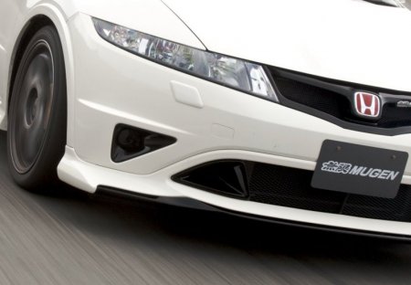 Honda запускает в серию "горячий" Civic Type R Mugen