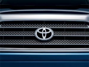 Компания Toyota вернулась к прибыли после девяти месяцев убытков