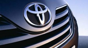 Toyota отзывает седаны Avalon для ремонта рулевого замка